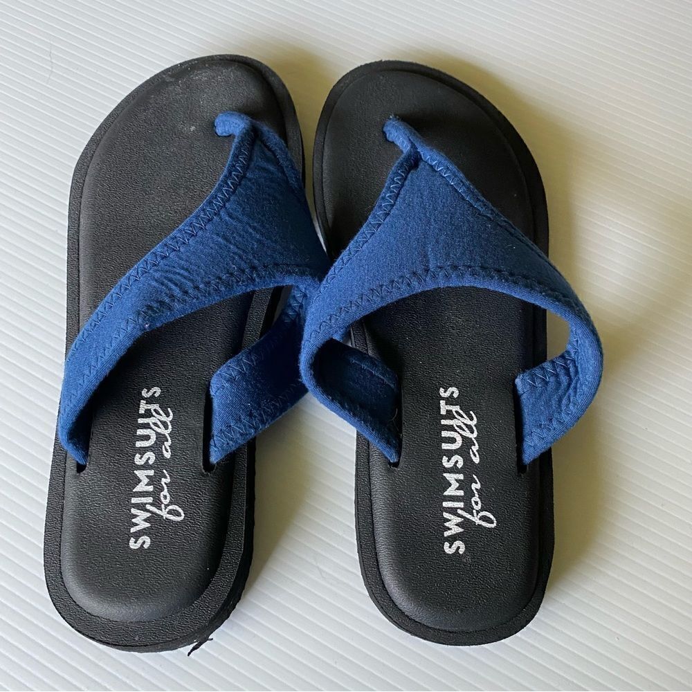 Swimsuits for all Wide band flip-flops sandals Navy blue 7